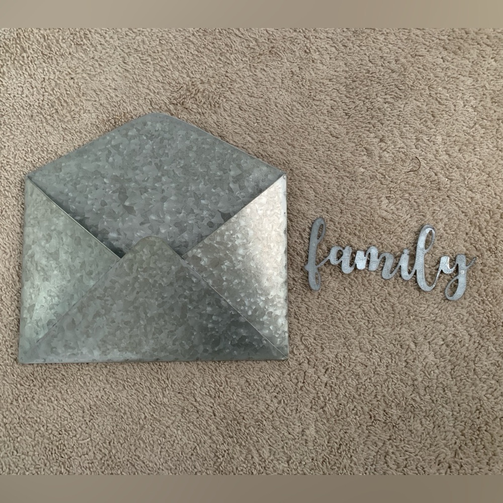 Metal farmhouse decor